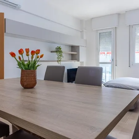 Appartamento Darsena Luminous & Cozy