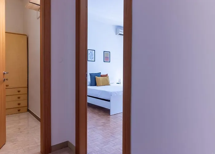 Guesthost - Darsena Luminous & Cozy Διαμέρισμα *